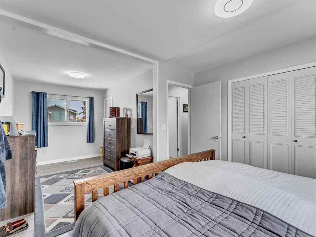 MLS® A2266629 - 805 1 Street SE in NONE Redcliff, Residential