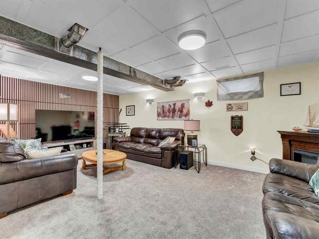 MLS® A2266629 - 805 1 Street SE in NONE Redcliff, Residential