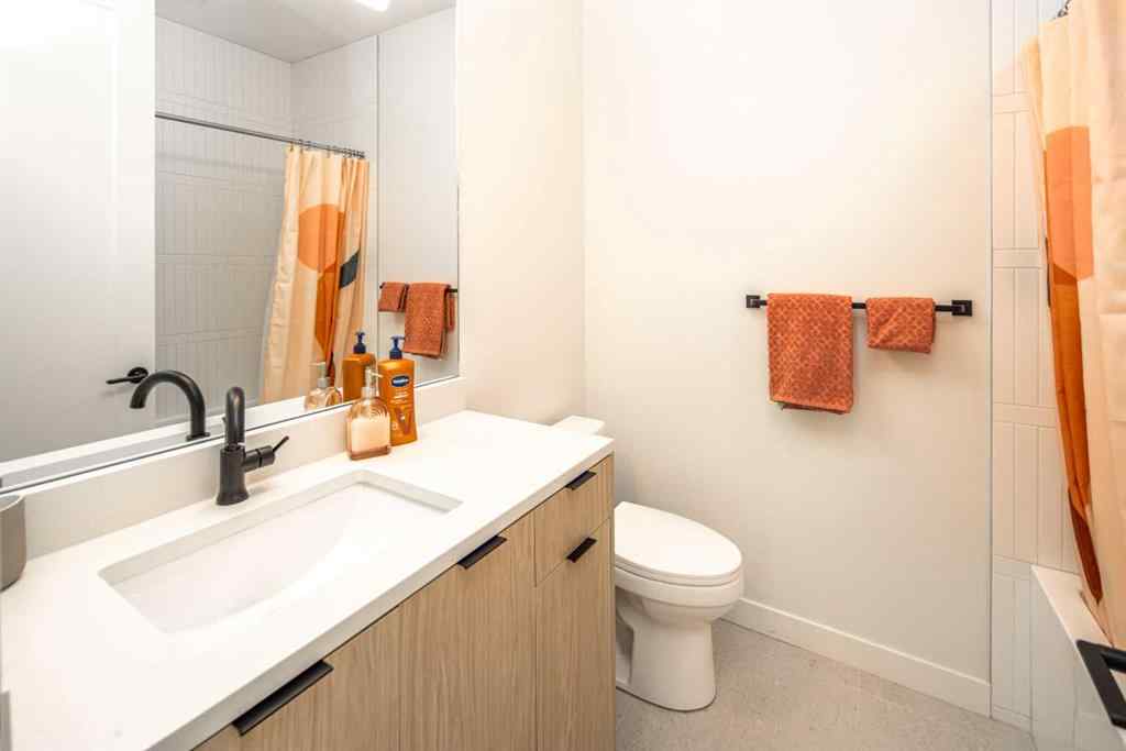 MLS® A2266633 - 2409B Richmond Road SW in Richmond Calgary, Residential