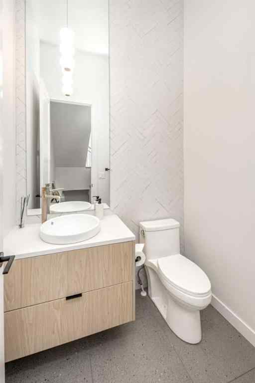 MLS® A2266633 - 2409B Richmond Road SW in Richmond Calgary, Residential