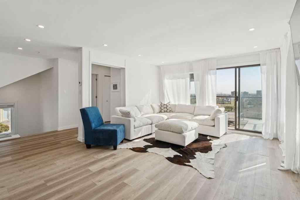 MLS® A2266635 - 809 9 Street NE in Renfrew Calgary, Residential