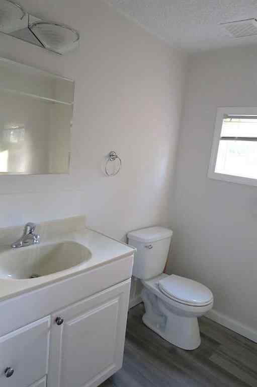 MLS® A2266636 - 901 Briarwood Crescent  in Brentwood_Strathmore Strathmore, Residential