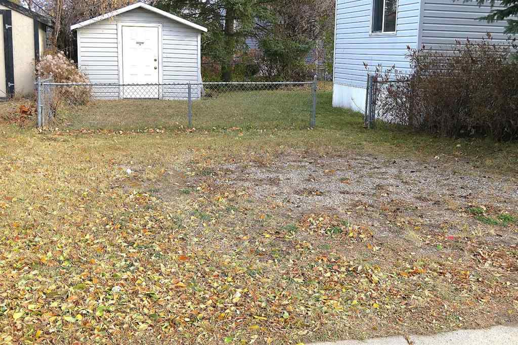 MLS&reg; # A2266636 - 901 Briarwood Crescent  in Brentwood_Strathmore Strathmore, Residential Open Houses