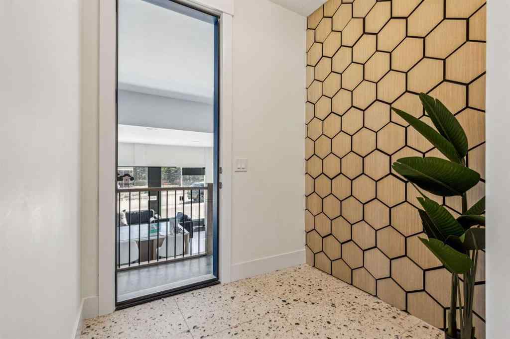 MLS® A2266640 - 510 Waterford Rise  in Waterford Chestermere, Residential