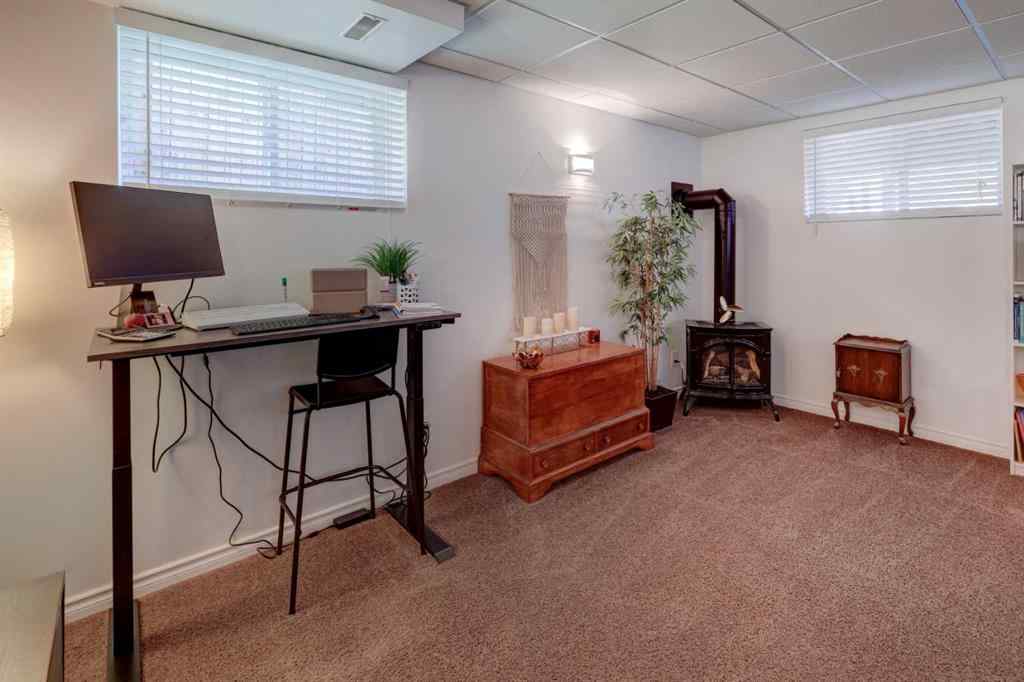 MLS® A2266644 - 10 Canals Circle SW in Canals Airdrie, Residential