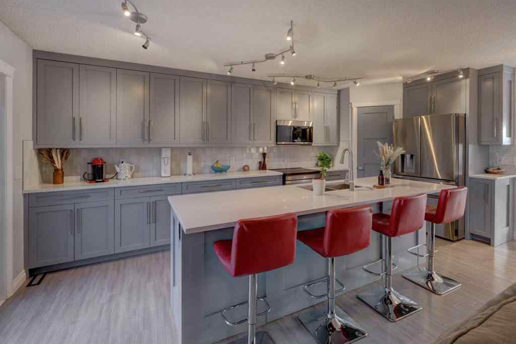 MLS® A2266644 - 10 Canals Circle SW in Canals Airdrie, Residential