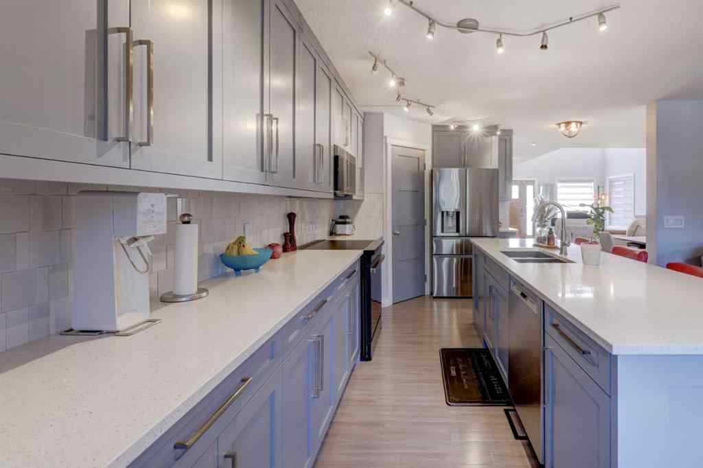 MLS® A2266644 - 10 Canals Circle SW in Canals Airdrie, Residential