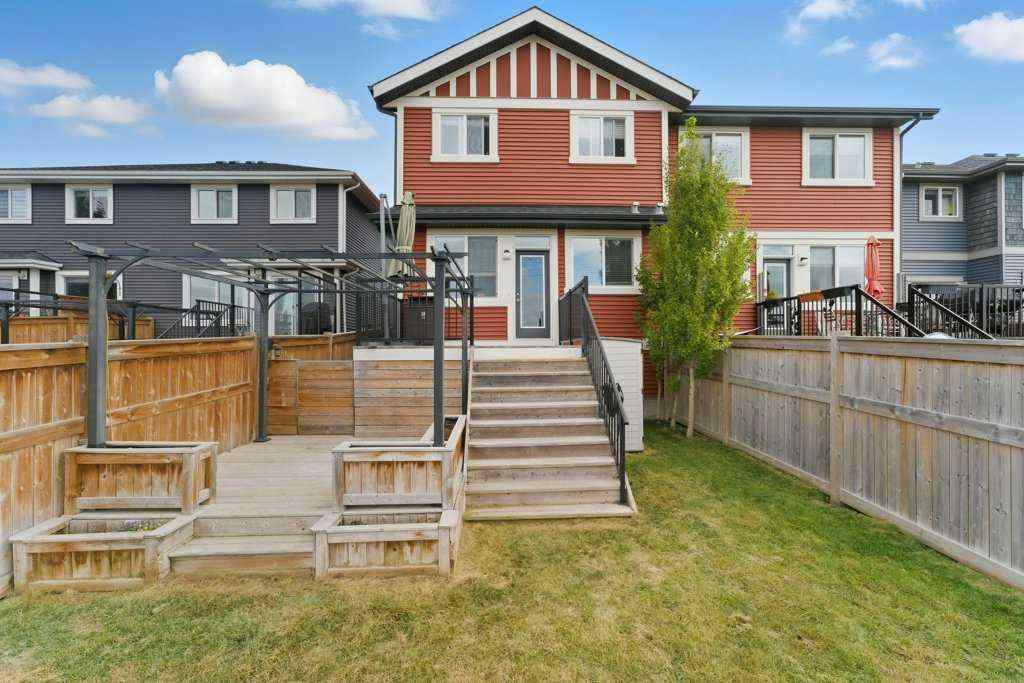 MLS® A2266647 - 251 Sunrise View  in Sunset Ridge Cochrane, Residential