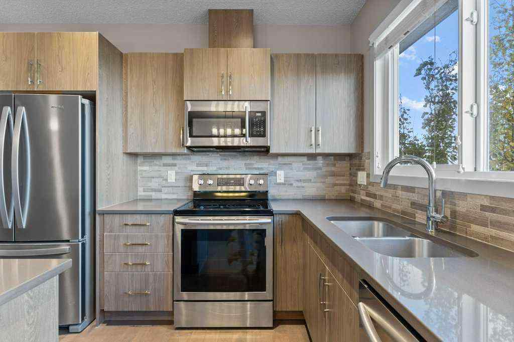 MLS® A2266647 - 251 Sunrise View  in Sunset Ridge Cochrane, Residential