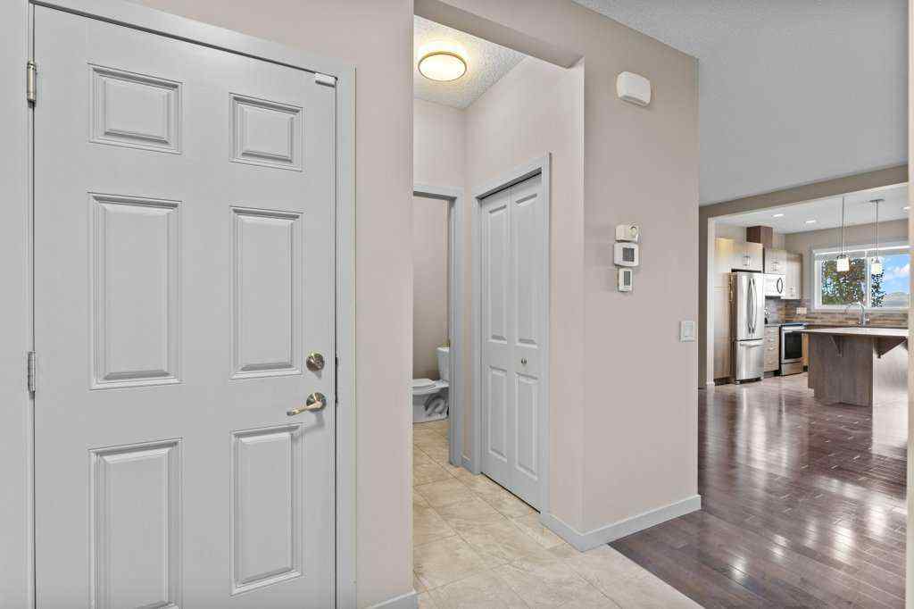 MLS® A2266647 - 251 Sunrise View  in Sunset Ridge Cochrane, Residential