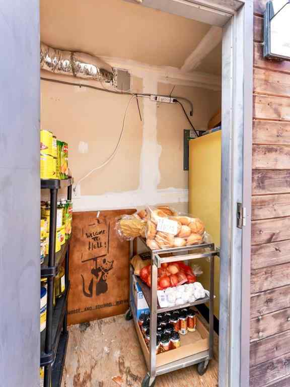 MLS® A2266653 - 651 2 Street SE in SE Hill Medicine Hat, Commercial