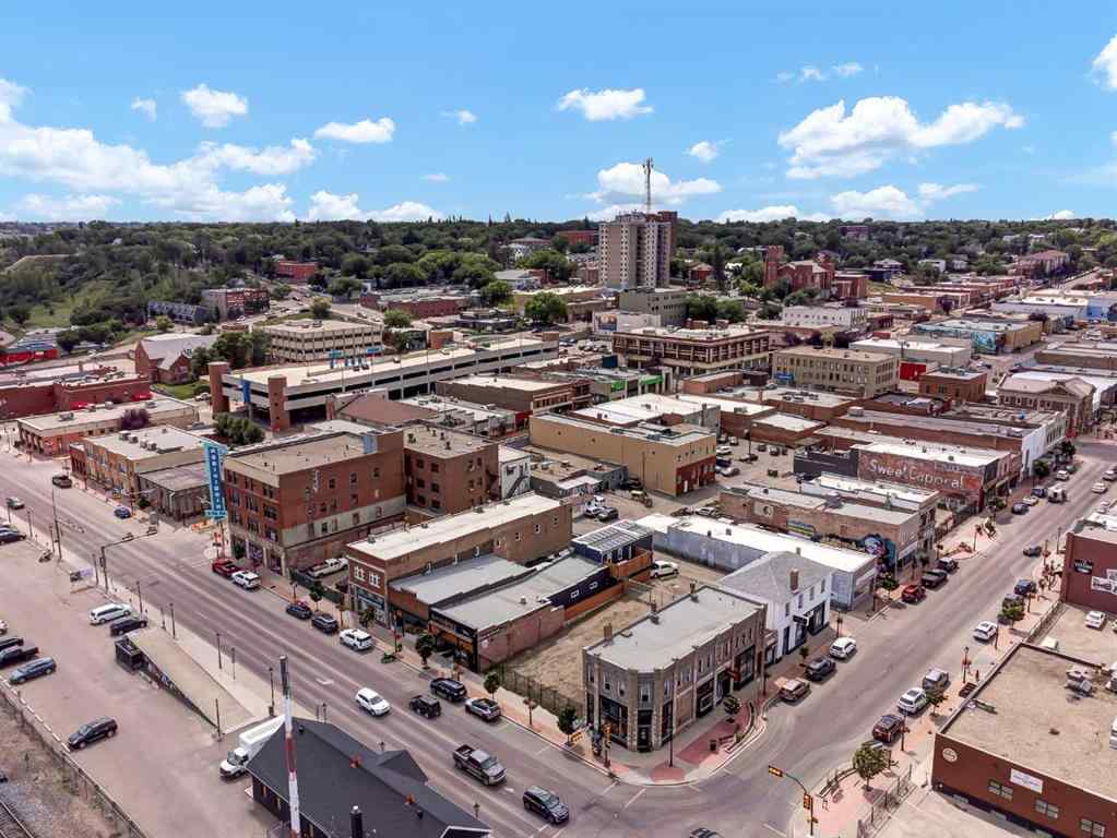 MLS® A2266653 - 651 2 Street SE in SE Hill Medicine Hat, Commercial