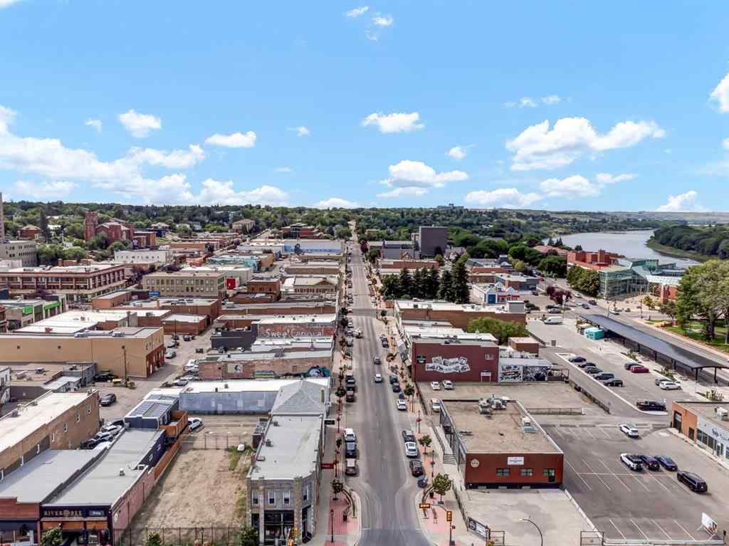 MLS® A2266653 - 651 2 Street SE in SE Hill Medicine Hat, Commercial