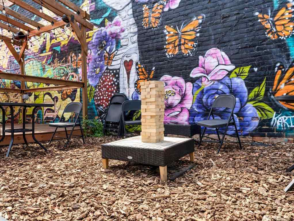 MLS® A2266653 - 651 2 Street SE in SE Hill Medicine Hat, Commercial