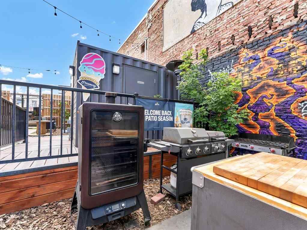 MLS® A2266653 - 651 2 Street SE in SE Hill Medicine Hat, Commercial