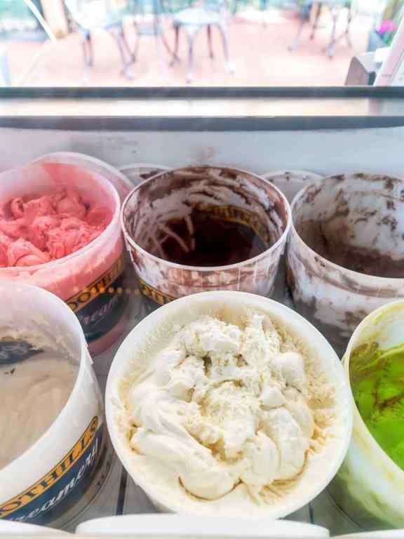 MLS® A2266653 - 651 2 Street SE in SE Hill Medicine Hat, Commercial