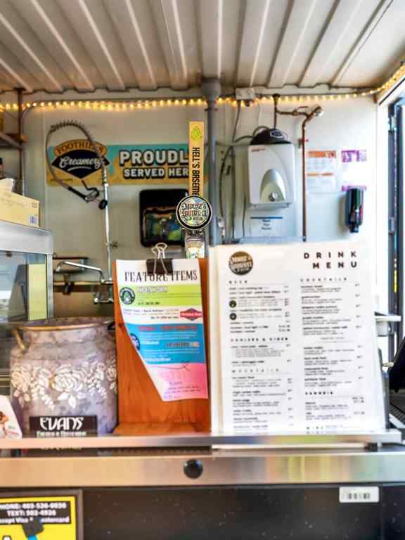 MLS® A2266653 - 651 2 Street SE in SE Hill Medicine Hat, Commercial