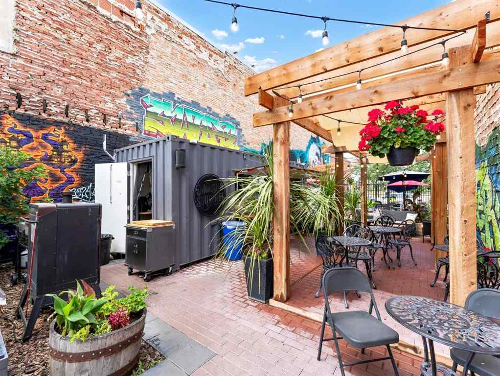 MLS® A2266653 - 651 2 Street SE in SE Hill Medicine Hat, Commercial