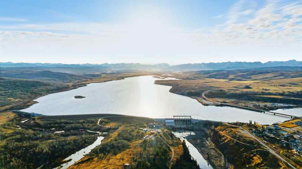 MLS® A2266655 - 306 Cottageclub Link  in Cottage Club at Ghost Lake Rural Rocky View County, Residential