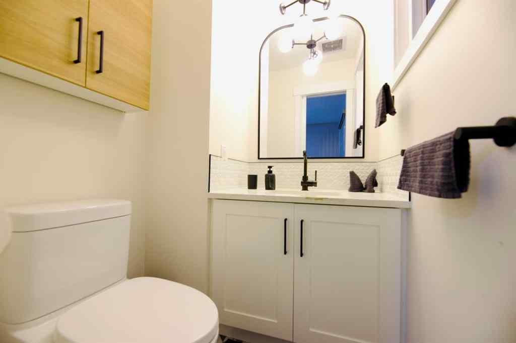 MLS® A2266658 - 619 Arlington Drive SE in Acadia Calgary, Residential