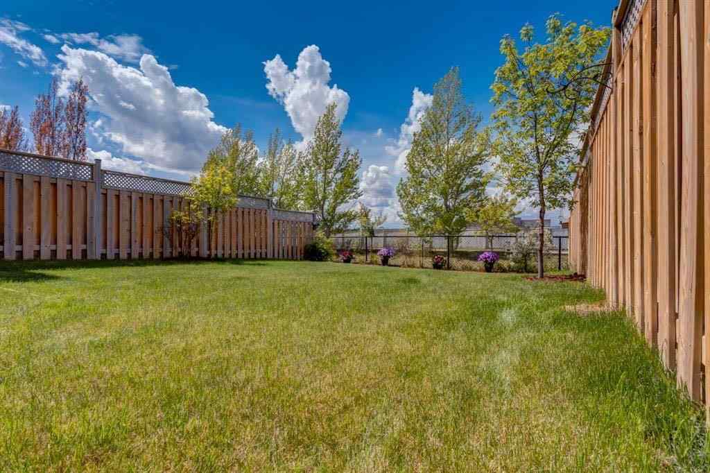 MLS® A2266663 - 251 Kingsbridge Road SE in Kings Heights Airdrie, Residential