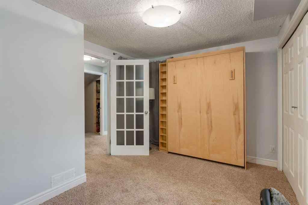 MLS® A2266665 - 12044 Lake Emerald Crescent SE in Lake Bonavista Calgary, Residential