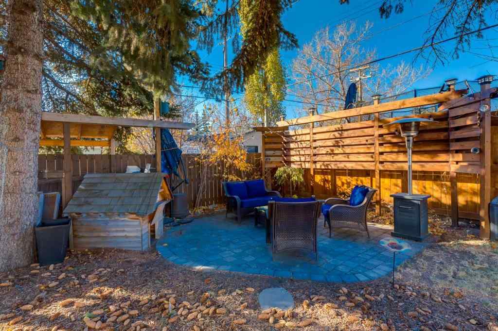 MLS® A2266665 - 12044 Lake Emerald Crescent SE in Lake Bonavista Calgary, Residential