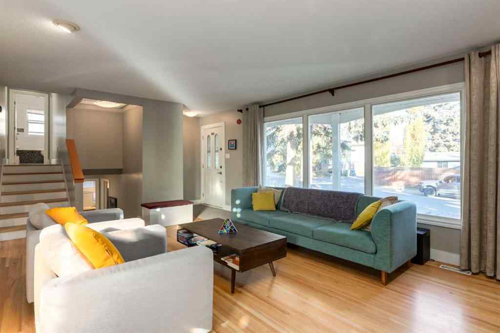 MLS® A2266665 - 12044 Lake Emerald Crescent SE in Lake Bonavista Calgary, Residential