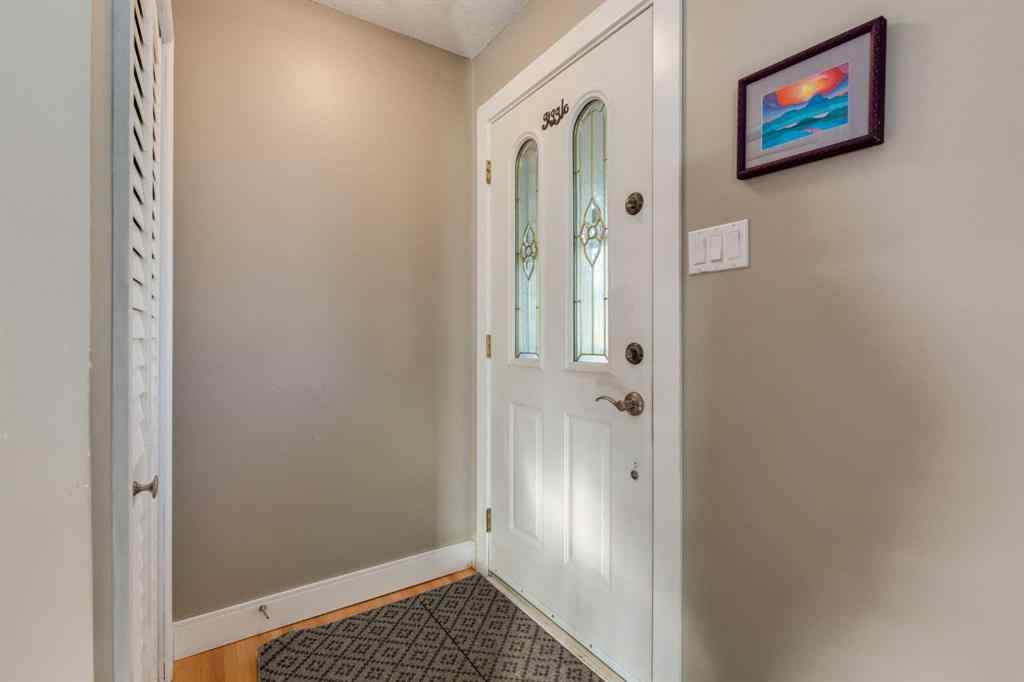 MLS® A2266665 - 12044 Lake Emerald Crescent SE in Lake Bonavista Calgary, Residential