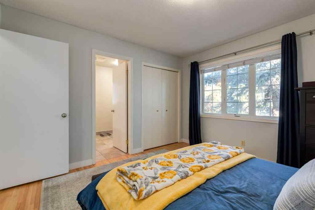 MLS® A2266665 - 12044 Lake Emerald Crescent SE in Lake Bonavista Calgary, Residential