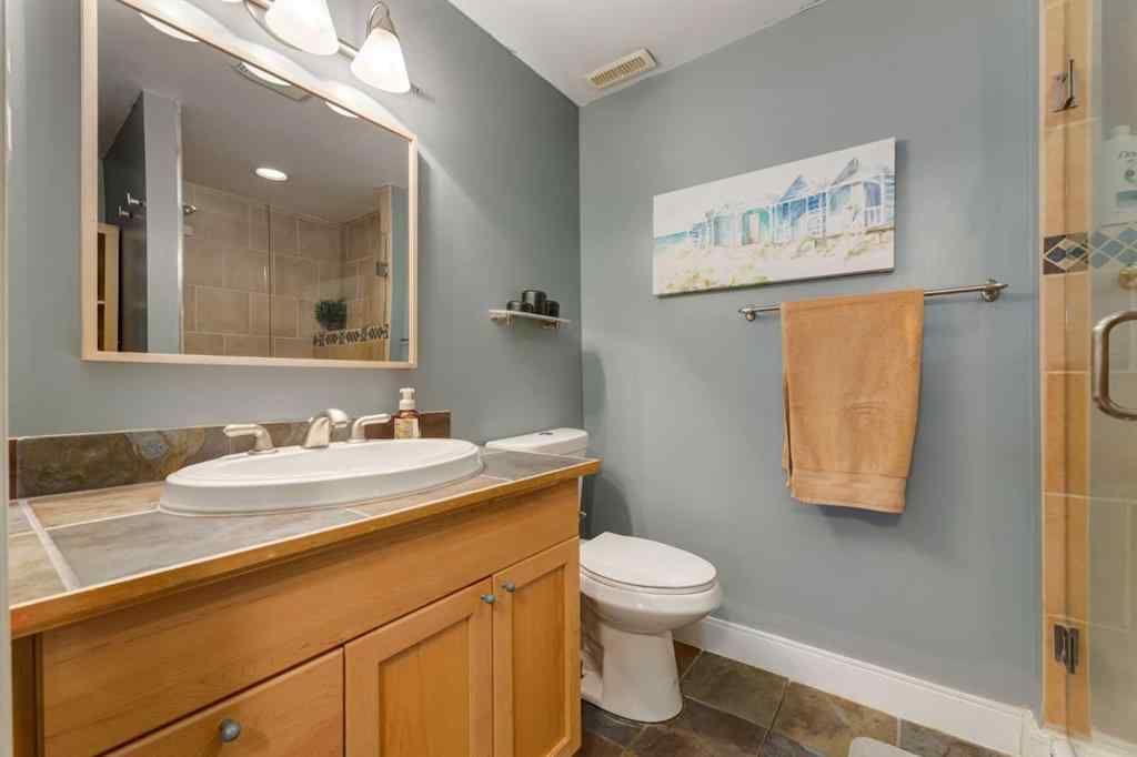 MLS® A2266665 - 12044 Lake Emerald Crescent SE in Lake Bonavista Calgary, Residential