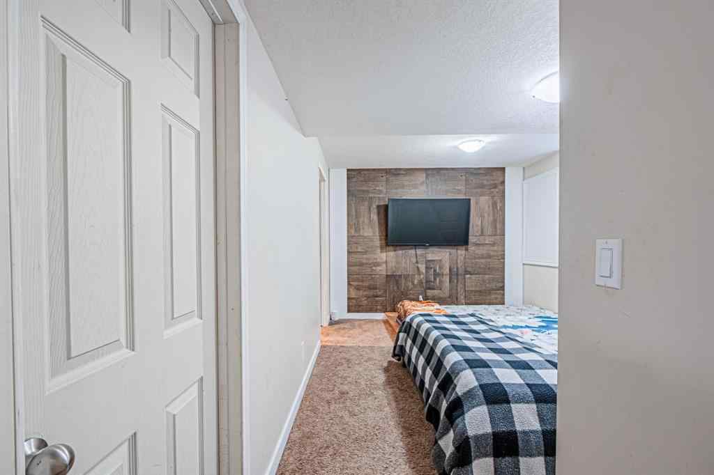 MLS® A2266667 - 10 Taralake Lane NE in Taradale Calgary, Residential