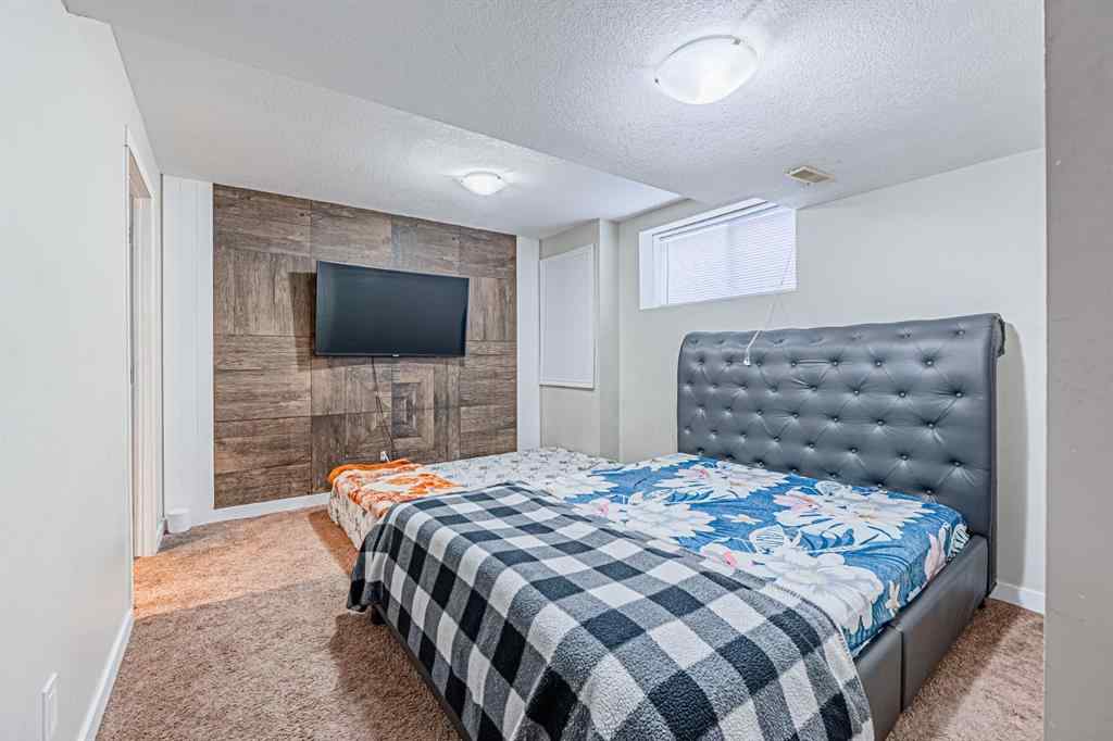 MLS® A2266667 - 10 Taralake Lane NE in Taradale Calgary, Residential