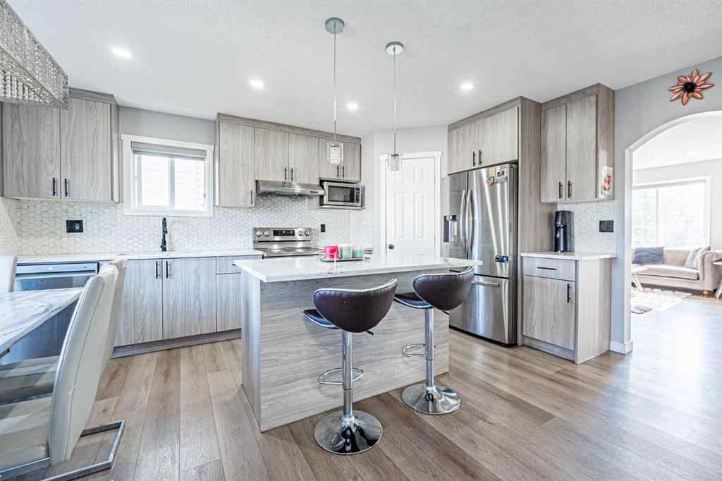 MLS® A2266667 - 10 Taralake Lane NE in Taradale Calgary, Residential