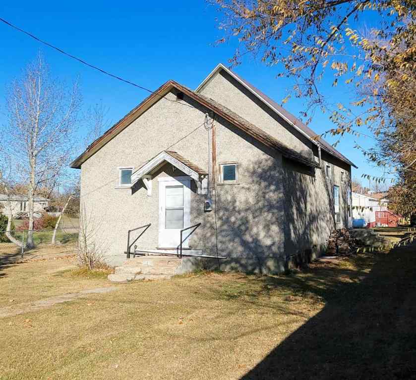 MLS® A2266669 - 110 1 Avenue E in NONE Craigmyle, Residential