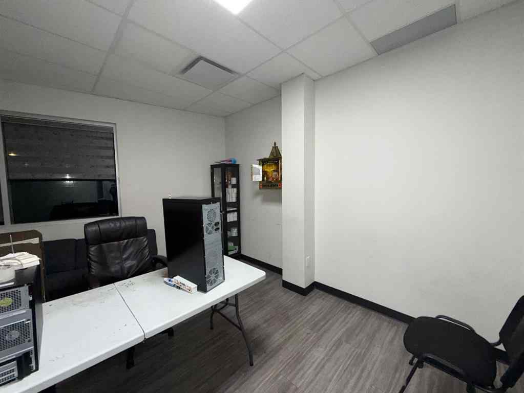 MLS® A2266670 -     in  Calgary, Commercial