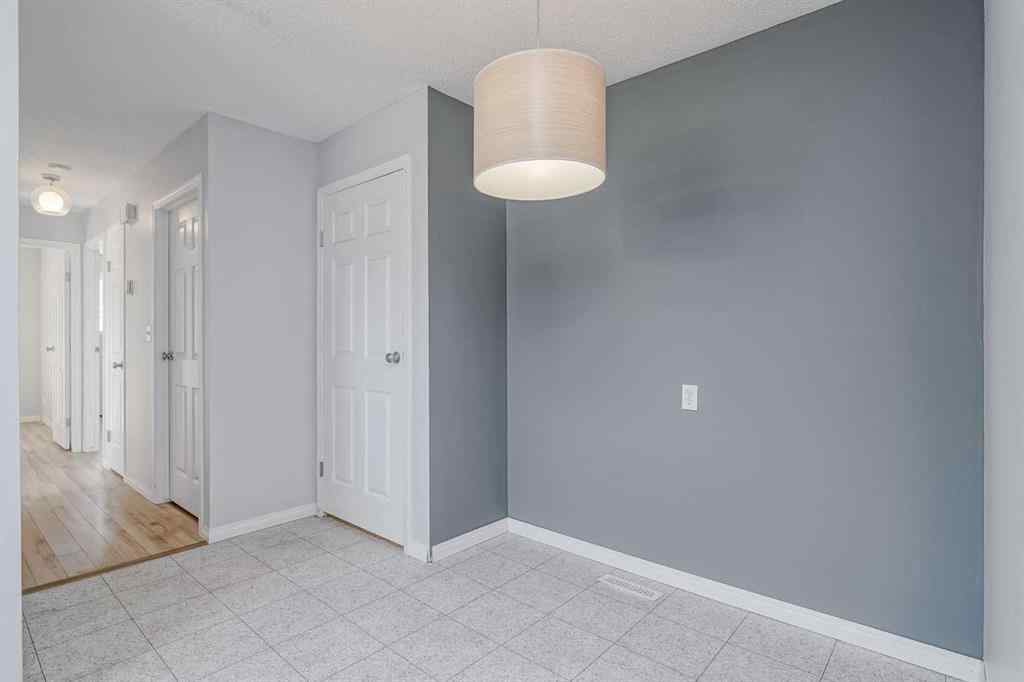 MLS® A2266672 - 13 Rundlelawn Court NE in Rundle Calgary, Residential