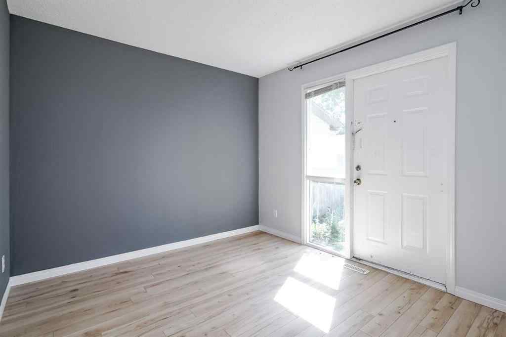 MLS® A2266672 - 13 Rundlelawn Court NE in Rundle Calgary, Residential