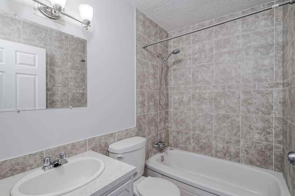 MLS® A2266672 - 13 Rundlelawn Court NE in Rundle Calgary, Residential