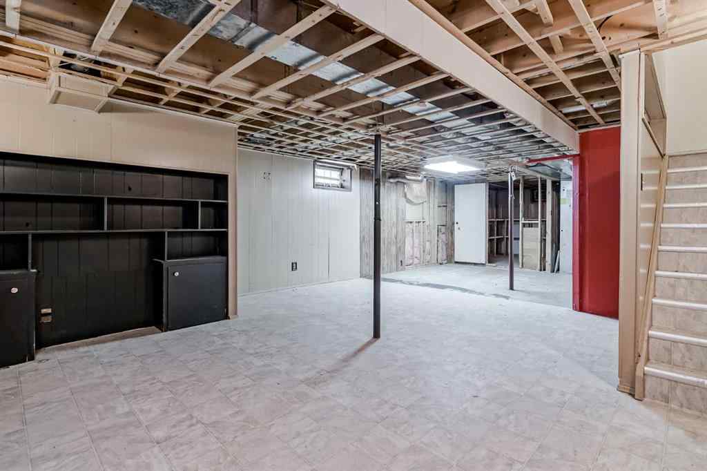 MLS® A2266672 - 13 Rundlelawn Court NE in Rundle Calgary, Residential