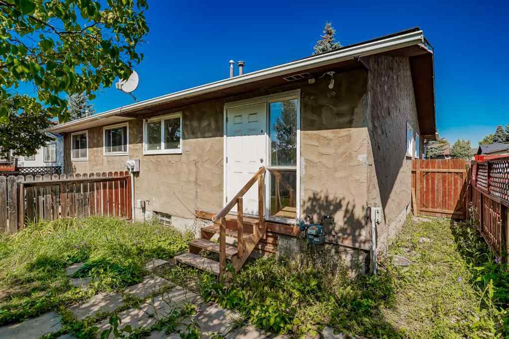 MLS® A2266672 - 13 Rundlelawn Court NE in Rundle Calgary, Residential