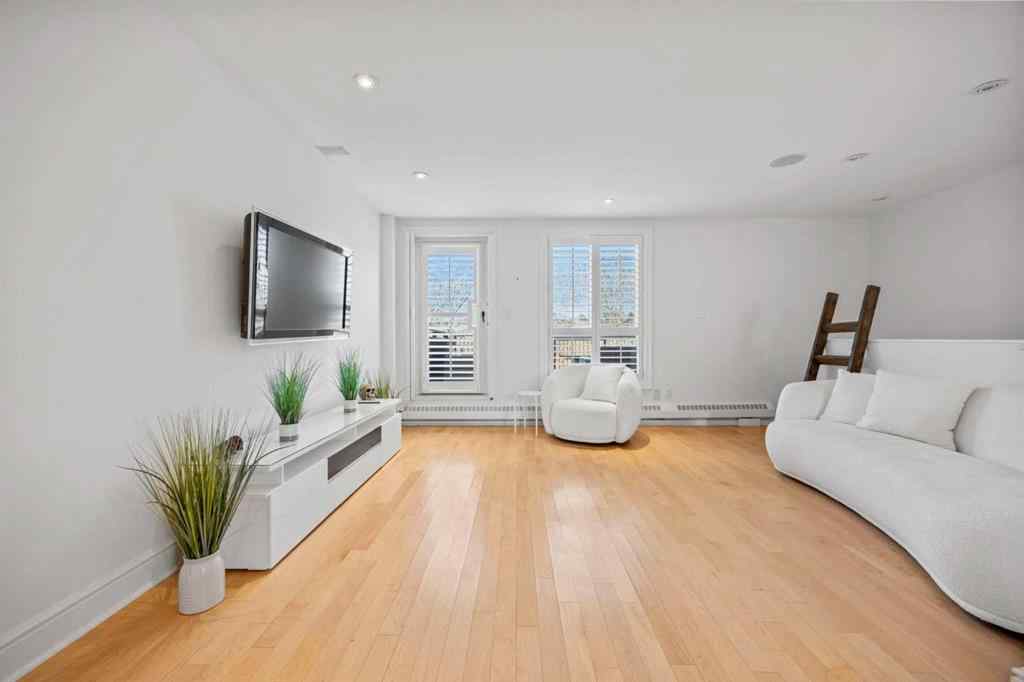 MLS® A2266679 - Unit #5206 400 Eau Claire Avenue SW in Eau Claire Calgary, Residential