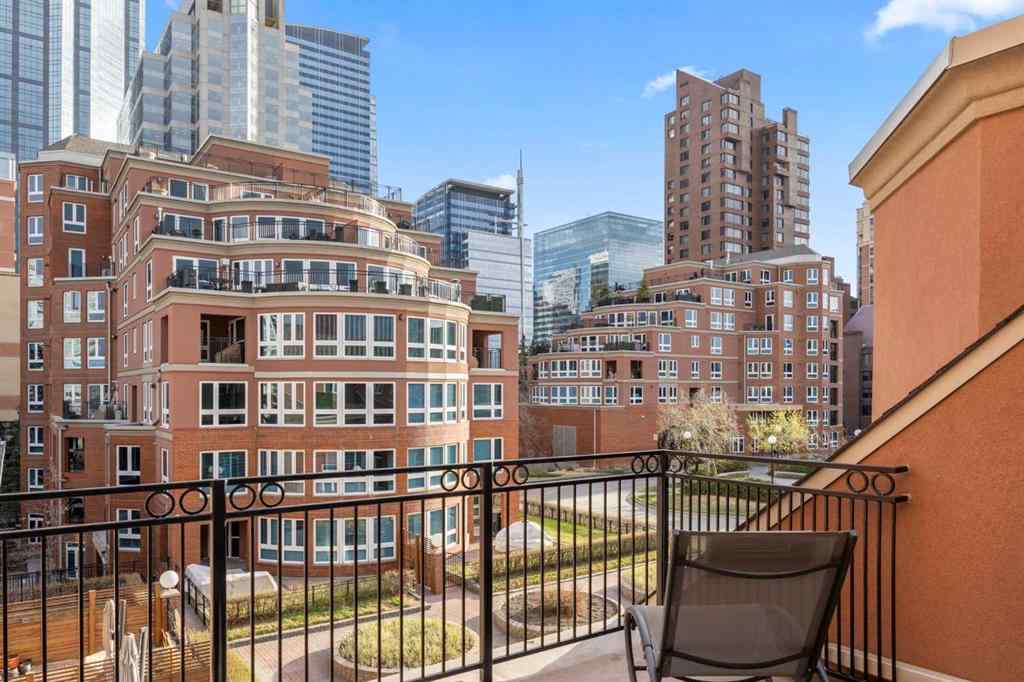 MLS® A2266679 - Unit #5206 400 Eau Claire Avenue SW in Eau Claire Calgary, Residential