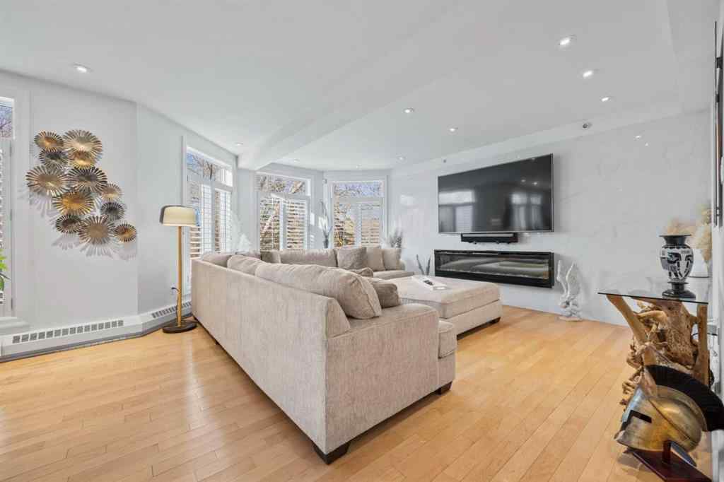 MLS® A2266679 - Unit #5206 400 Eau Claire Avenue SW in Eau Claire Calgary, Residential