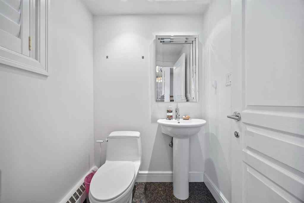 MLS® A2266679 - Unit #5206 400 Eau Claire Avenue SW in Eau Claire Calgary, Residential