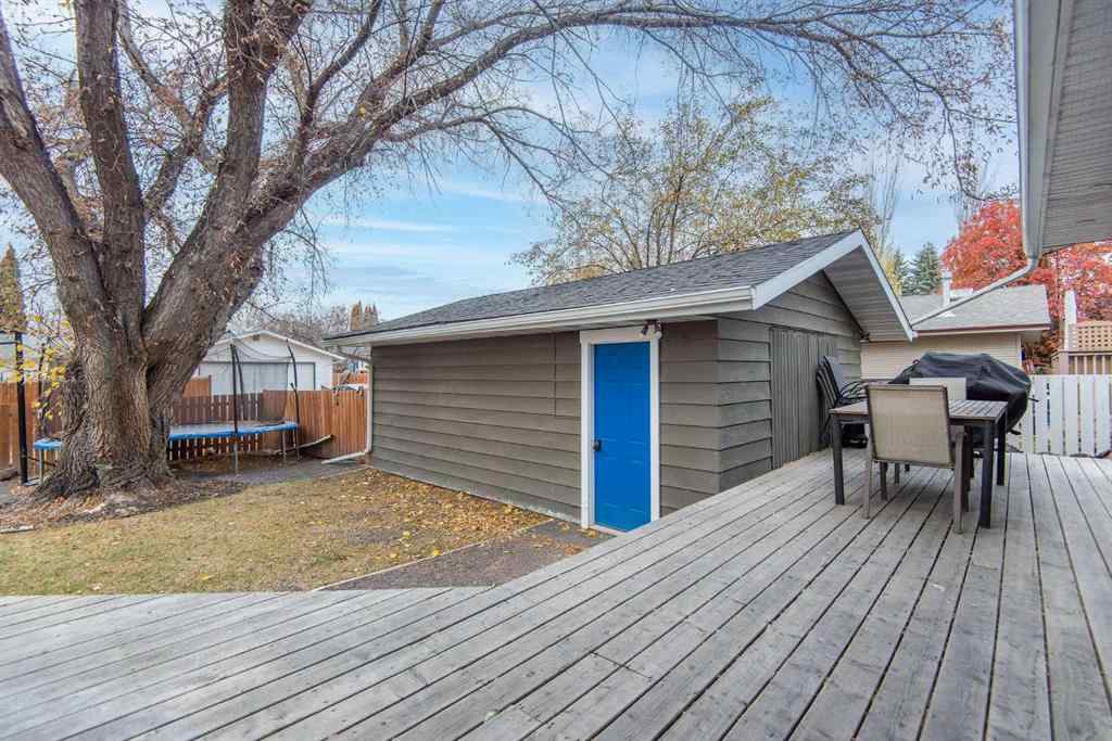 MLS® A2266682 - 34 Wright Avenue  in West Park Red Deer, Residential