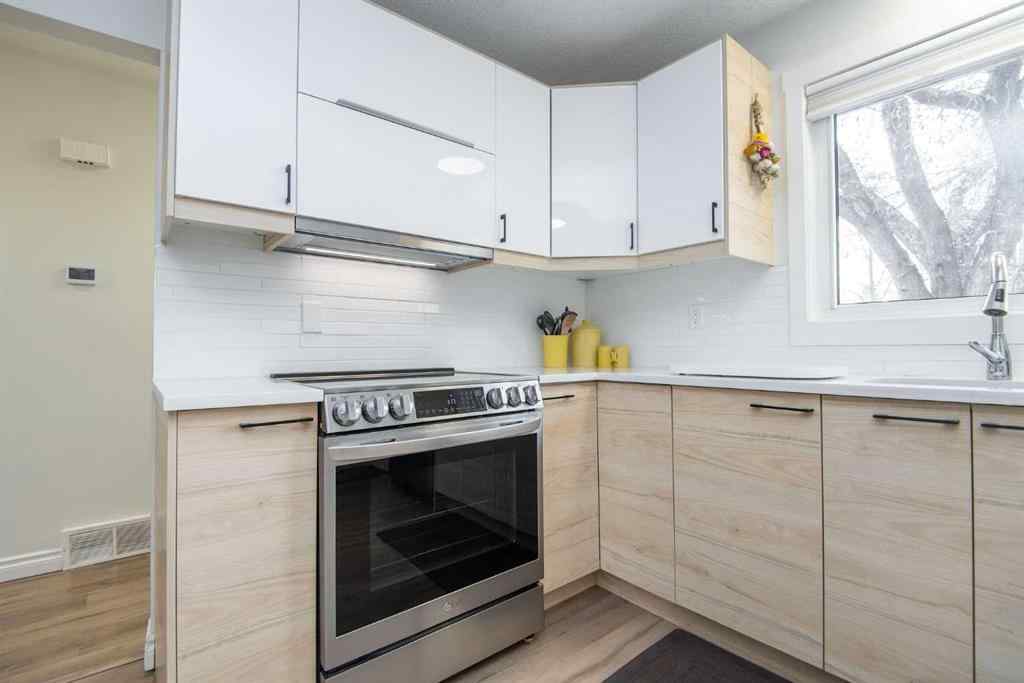 MLS® A2266682 - 34 Wright Avenue  in West Park Red Deer, Residential