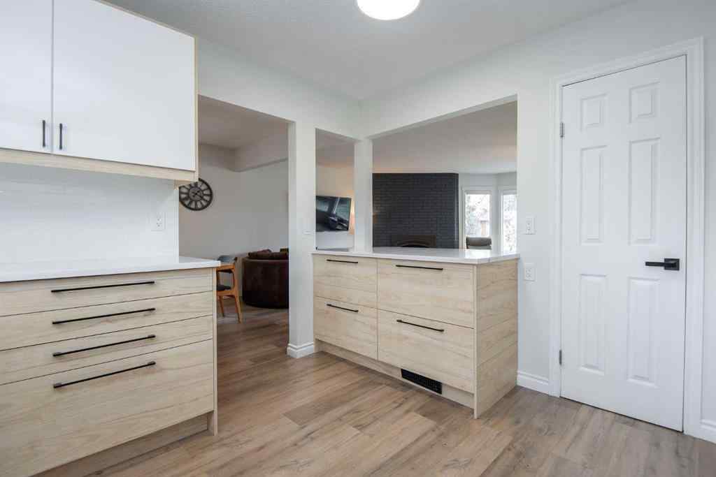 MLS® A2266682 - 34 Wright Avenue  in West Park Red Deer, Residential