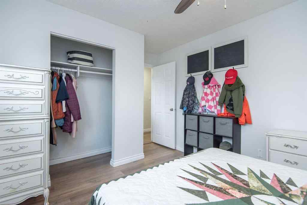 MLS® A2266682 - 34 Wright Avenue  in West Park Red Deer, Residential