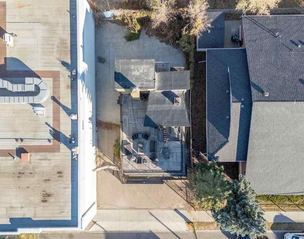 MLS® A2266683 - 1742 10 Avenue SW in Sunalta Calgary, Commercial